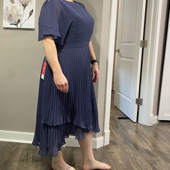 Bridesmaids dress - Picture 2 of 6